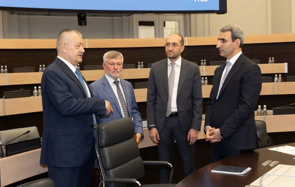 ADY Rusiya və İranla dəmir yolu sahəsində əməkdaşlığı müzakirə edib