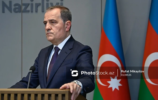 Джейхун Байрамов отбыл с рабочим визитом в Таиланд