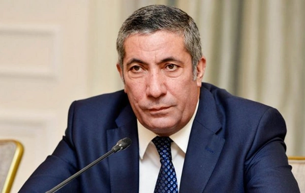 Siyavuş Novruzov: Bakıda Montin, Vorovski, Razin kimi yer adları yoxdur
