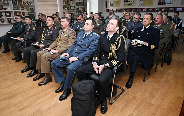 Hərbi attaşelərlə cari ilin yekununa dair toplantı keçirilib