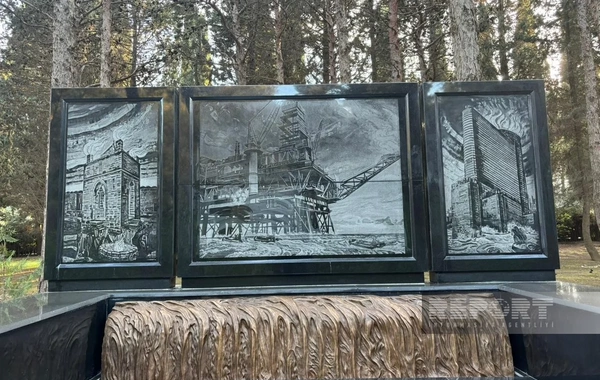 Xalq rəssamı Tahir Salahovun qəbirüstü abidəsi ucaldılıb