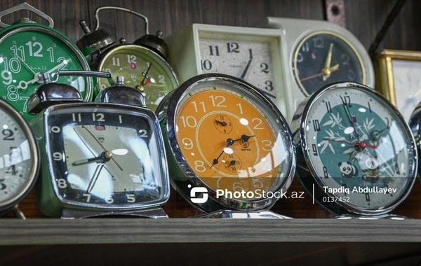 180-ə yaxın ölkədən qədim əşyaların toplandığı əntiq mağazadan fotoreportaj