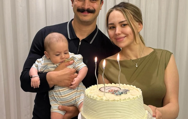 Milli Qəhrəmanın gəlini onun adını daşıyan nəvəsinin fotosunu paylaşdı