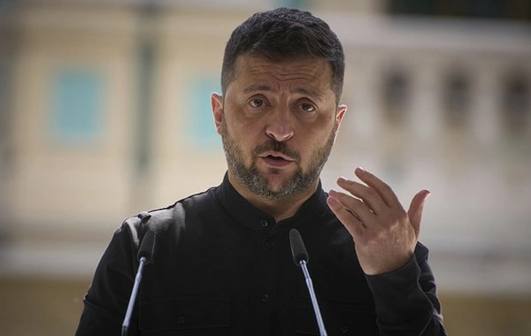 Zelenski Trampla görüşmək üçün ABŞ-yə getməkdən imtina edib