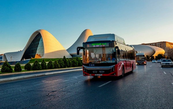 Yanvarın 1-də avtobus bu saata qədər İŞLƏYƏCƏK