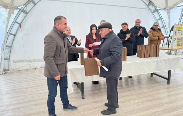 Növbəti köç karvanı Laçına çatıb, mənzillərin açarları təqdim olunub