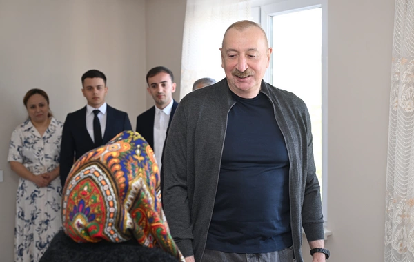 Prezident İlham Əliyev Şuşanın Böyük Qaladərəsi kəndində görülən işlərlə tanış olub, sakinlərlə görüşüb