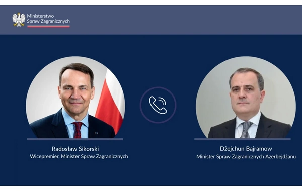 Bayramov və Sikorski regional təhlükəsizlik məsələlərini müzakirə edib