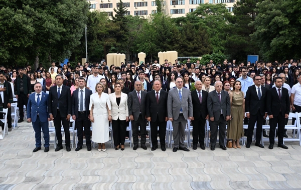 Azərbaycan Əmək və Sosial Münasibətlər Akademiyasında "Məzun günü" qeyd olunub