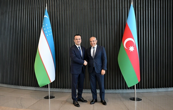 Mikayıl Cabbarov Laziz Kudratov ilə görüşüb