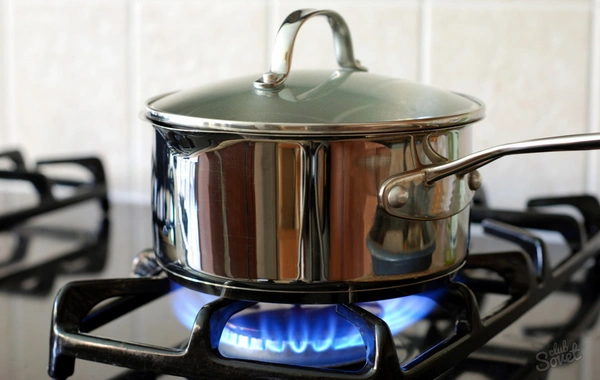 2 популярных блюда, которые становятся ядом, если есть их горячими