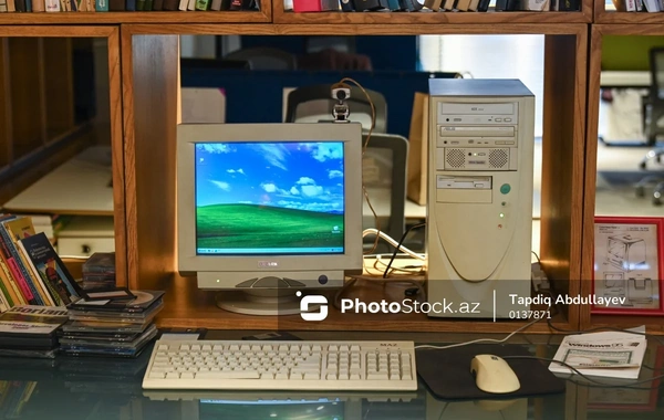 1959-cu ildən bu günə: İT sahəsinin inkişafını əks etdirən sərgi - FOTOREPORTAJ