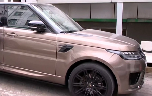 Orxan Lökbatanlı oğlu Hüseyn üçün "Range Rover" aldı