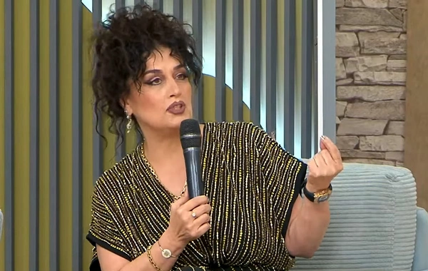 Elza Seyidcahan: Ledi Qaqa özünü mənə oxşadır