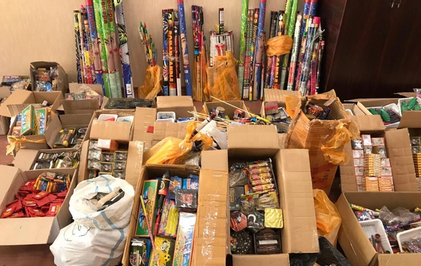 За сутки в Азербайджане задержали 20 торговцев опасной пиротехникой