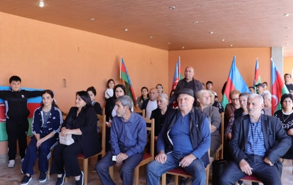 Növbəti köç karvanı Ballıca kəndinə çatıb, açarlar təqdim edilib