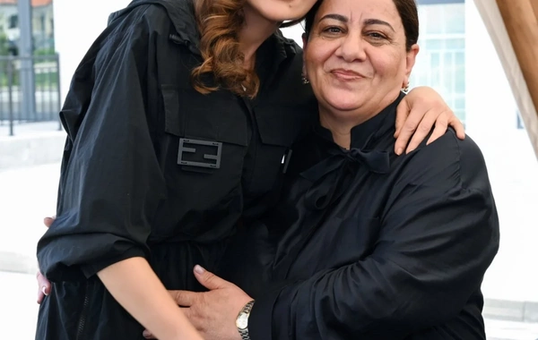Prezident və birinci xanım Cəbrayıl rayonunun Şükürbəyli kəndinə köçən sakinlərlə görüşüblər