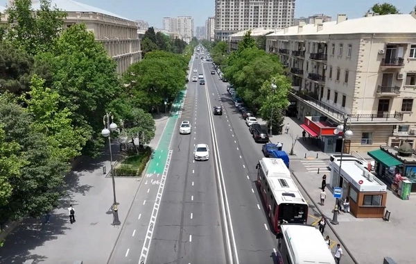 DİN avtobus dayanacaqlarını zəbt edən sürücülərə xəbərdarlıq edib