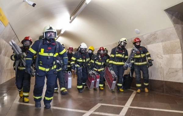 FHN "Bakı Metropoliteni"ndə təlim keçirib