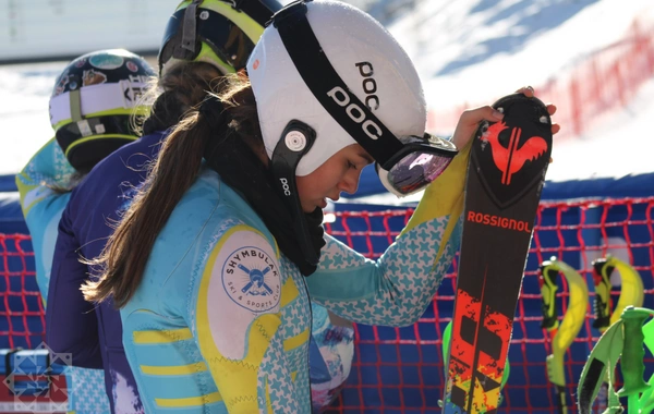 "Şahdağ"da "Azerbaijan Open" beynəlxalq dağ xizəyi turniri: 11 ölkədən 20 idmançı mübarizə aparır