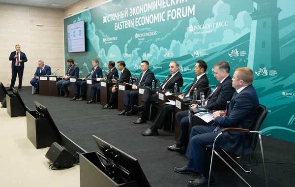 Baş prokuror Şərq İqtisadi Forumunda Qarabağdakı yenidənqurma işlərindən danışıb