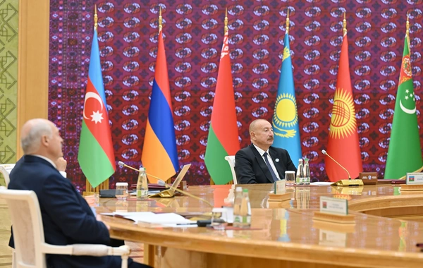 İlham Əliyev MDB Dövlət Başçıları Şurasının məhdud tərkibdə iclasında iştirak edib