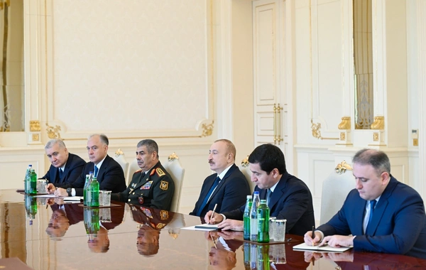 İlham Əliyev: Azərbaycanla Böyük Britaniya arasında müdafiə sənayesi sahəsində əməkdaşlıqla bağlı yeni səhifə açılıb