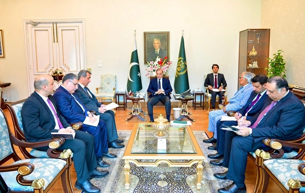 Şahbaz Şərif Pakistanla həmrəylik və dəstəyə görə Azərbaycan Prezidentinə təşəkkür edib