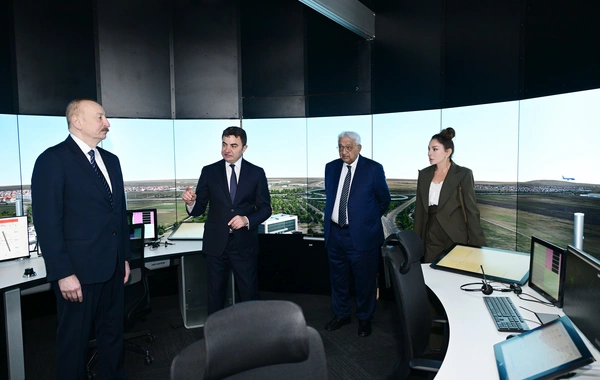 Prezident İlham Əliyev Milli Aviasiya Akademiyasında Beynəlxalq Təlim Mərkəzinin açılışında iştirak edib