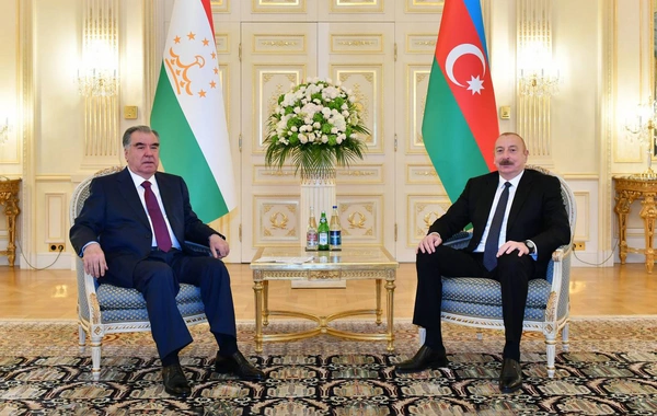 Tacikistan Prezidenti İlham Əliyevi təbrik edib