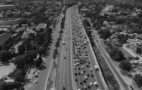 Bakıda iki küçənin kəsişməsindəki problem həll edildi?