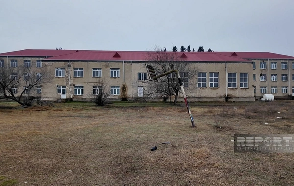 Salyanda iki kəndin məktəbi qəzalı vəziyyətə düşüb, yeni binanın inşasına qərar verilib