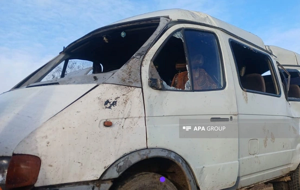 Samuxda fəhlə daşıyan sərnişin mikroavtobusu aşıb: Ölən və xəsarət alanlar var