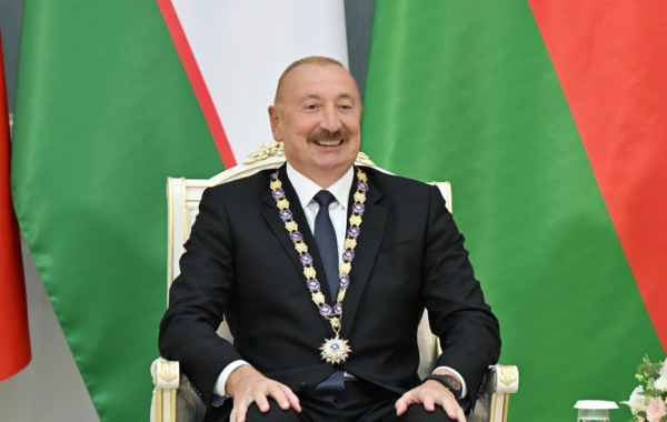 Daşkənddə Azərbaycan və Özbəkistan prezidentlərinin təltifolunma mərasimi keçirilib