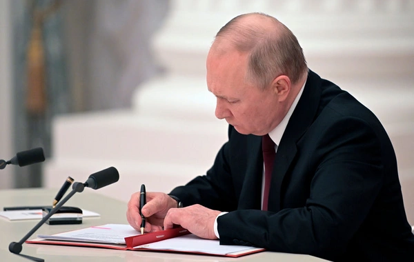 Putin Səudiyyə Ərəbistanındakı səfiri vəzifədən azad edib