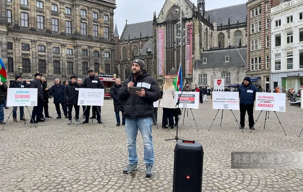Amsterdamın mərkəzi meydanında "Xocalıya ədalət" aksiyası keçirilib