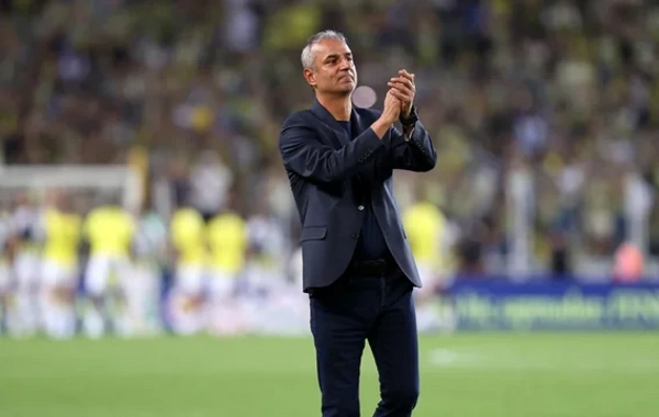 İsmayıl Kartal Fənərbağçaya qayıtdı
