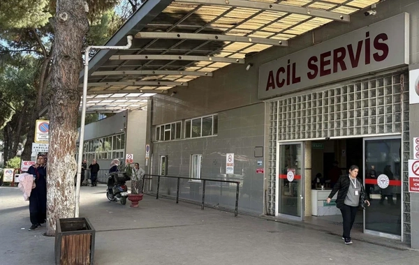 Türkiyədə onlarla tibb işçisi qidadan zəhərlənib