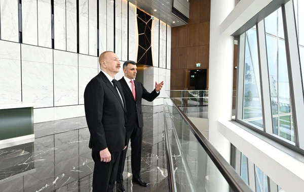 Prezident İlham Əliyev Mərkəzi Bankın yeni binasının açılışında iştirak edib