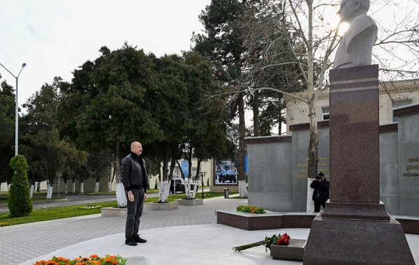İlham Əliyev Tərtər elektromexanika zavodunun yenidənqurmadan sonra açılışında iştirak edib