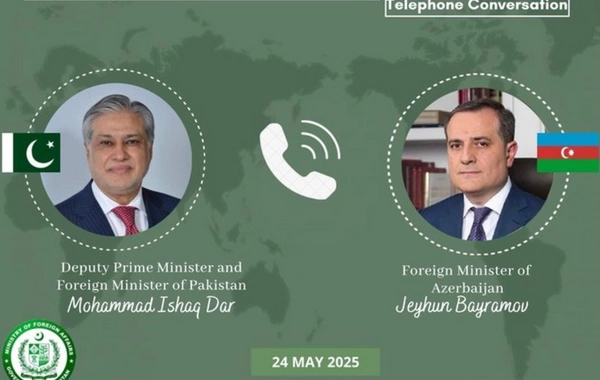 Ceyhun Bayramov pakistanlı həmkarı ilə Şahbaz Şərifin Azərbaycana səfərini müzakirə edib
