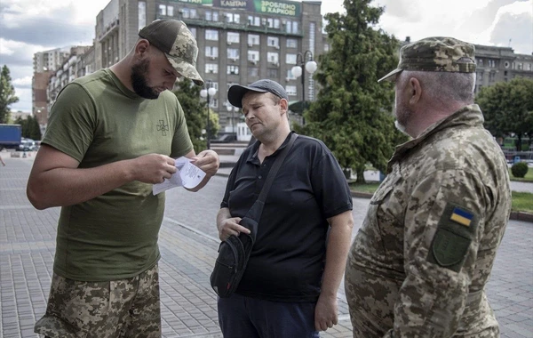 Ukrayna Ordusu hərbi xidmətə uyğun vətəndaşlar axtarır
