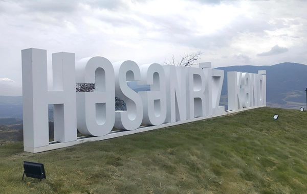 Ağdərənin Həsənriz kəndinə növbəti köç yola salınıb