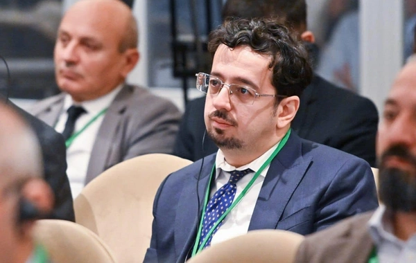 Azərbaycanın beyin mərkəzinin direktor müavini Ermənistanda beynəlxalq tədbirdə iştirak edir