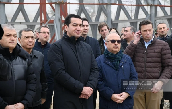 Xarici diplomatlar Şuşada yeni inşa edilən məsciddə olub