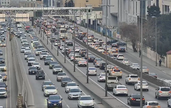 Paytaxtın sıxlıq müşahidə olunan küçələri