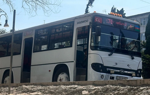 Bakıda 170 nömrəli avtobusla bağlı narazılıq: Sərnişinlər gecikmədən şikayət edirlər