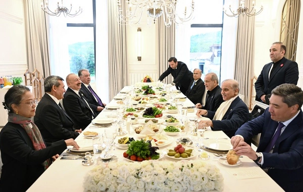 Şuşada İlham Əliyevin adından 17-ci Zirvə görüşünün iştirakçılarının şərəfinə rəsmi nahar verilib