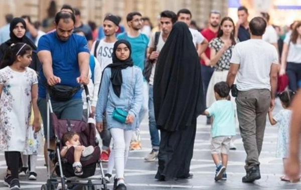 Azərbaycana Yaxın Şərqdən turist axını 14 % azalıb