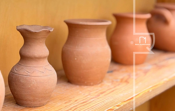 Şəkinin məşhur piti qabları: qədim sənəti yaşadan usta turistlərə dərs keçir